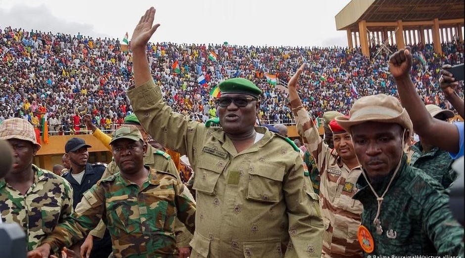 کودتای نیجر و رسالتی که بر دوش «هوسا تی وی» است/ فرصتی رسانهای برای روشنگری ایران در آفریقا کودتای نیجر و رسالتی که بر دوش «هوسا تی وی» است/ فرصتی رسانهای برای روشنگری ایران در آفریقا