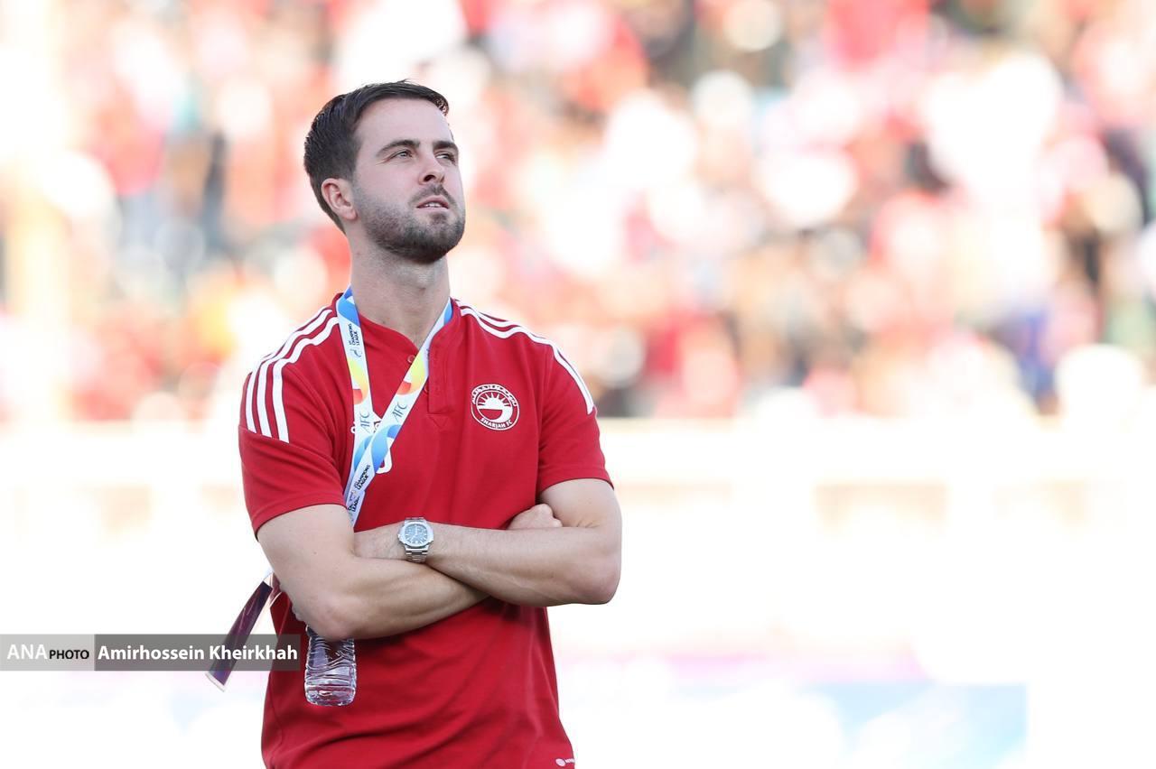 تصاویر بانوان هوادار تراکتور در دیدار با شارجه و بهت اماراتیها از جو ورزشگاه تصاویر بانوان هوادار تراکتور در دیدار با شارجه و بهت اماراتیها از جو ورزشگاه