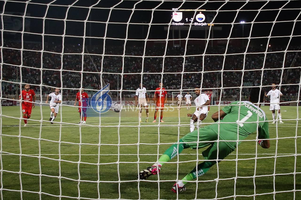 لحظه‌ای که دروازه‌بان تراکتور حسرت کشید+ تصاویر