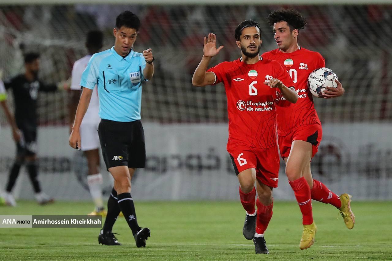 گزارش تصویری از بازی تراکتور و شارجه در شب حسرت بار پرشورها گزارش تصویری از بازی تراکتور و شارجه در شب حسرت بار پرشورها