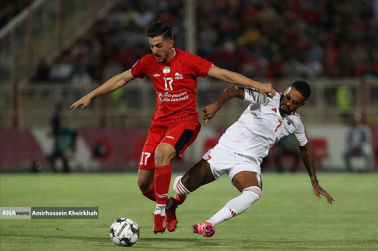 گزارش تصویری از بازی تراکتور و شارجه در شب حسرت بار پرشورها