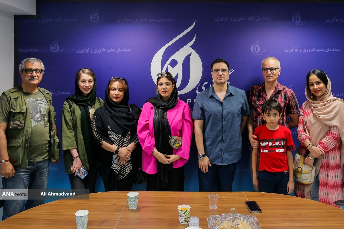 ماجرای حبس محمدرضا فروتن در پارکینگ سینما چه بود؟/ نجفی: حق شکایت ما محفوظ است ماجرای حبس محمدرضا فروتن در پارکینگ سینما چه بود؟/ نجفی: حق شکایت ما محفوظ است