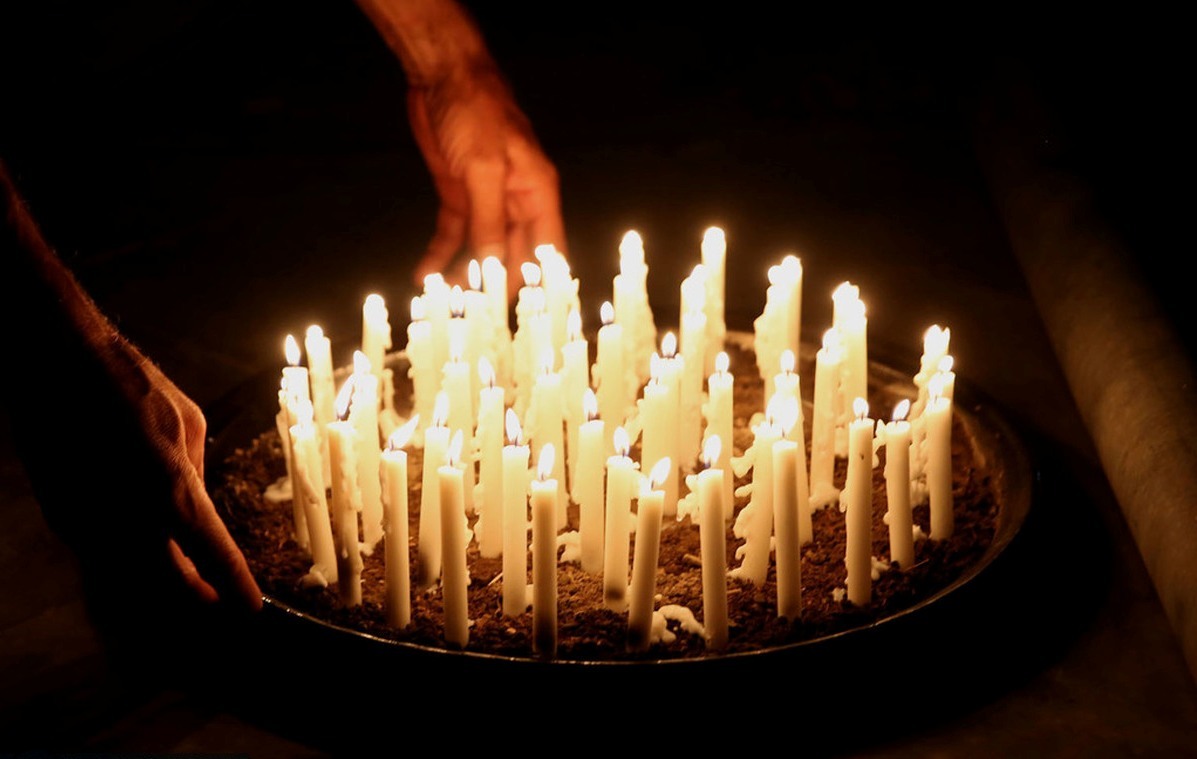 امام سجاد (ع)؛ تداوم حماسه حسینی و صبر زینبی در روزگاری سخت امام سجاد (ع)؛ تداوم حماسه حسینی و صبر زینبی در روزگاری سخت