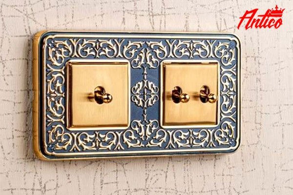 همسو کردن انتخاب کلید و پریز لوکس با قاب هالوژن جدید همسو کردن انتخاب کلید و پریز لوکس با قاب هالوژن جدید