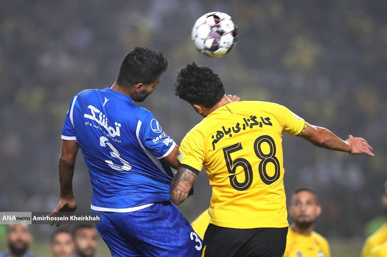 تصاویر جدال استقلال و سپاهان در اصفهان تصاویر جدال استقلال و سپاهان در اصفهان