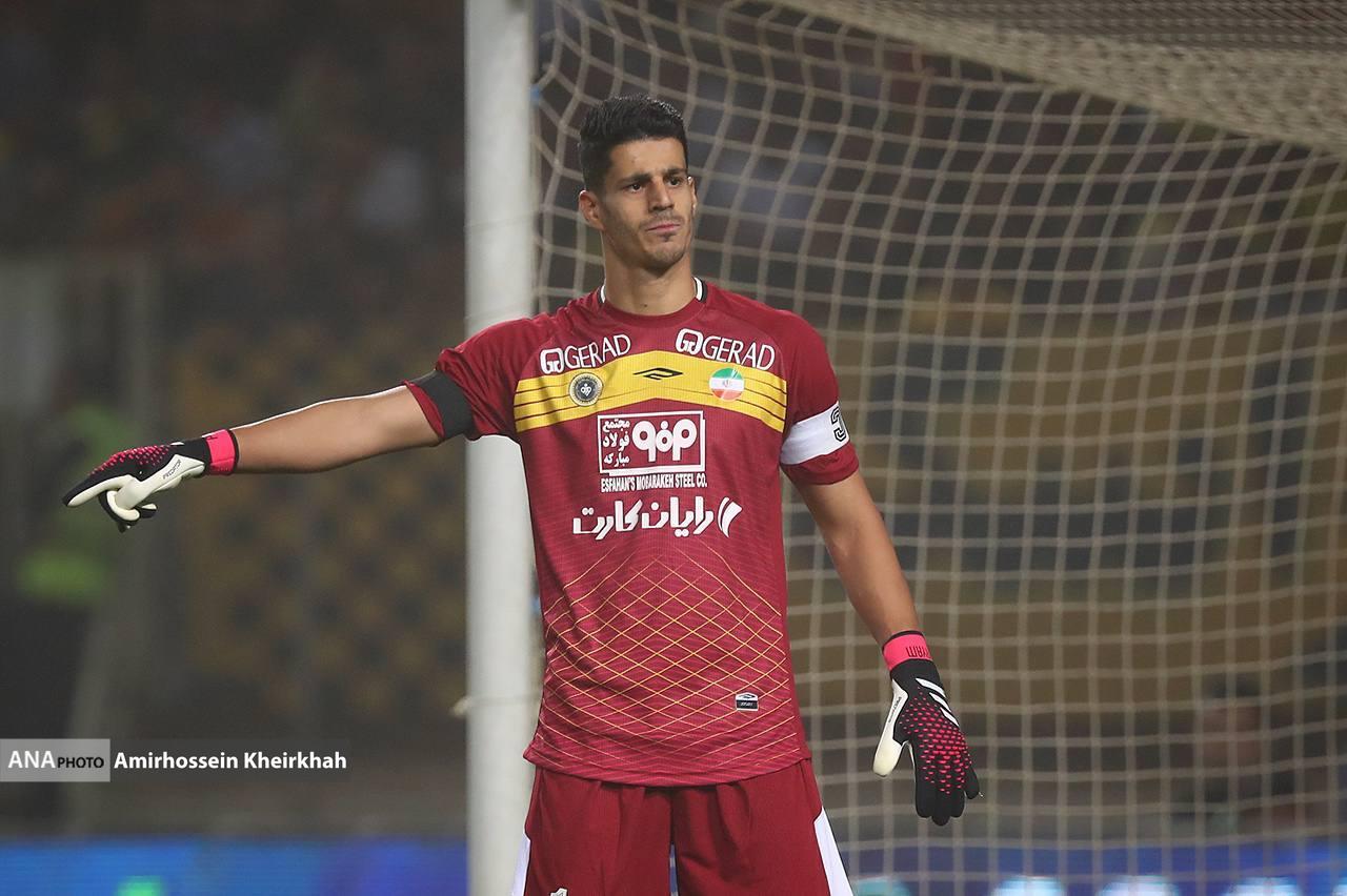 تصاویر جدال استقلال و سپاهان در اصفهان تصاویر جدال استقلال و سپاهان در اصفهان