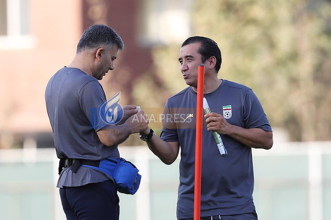 مشاور جدید قلعه نویی در تمرین تیم ملی مصدوم شد!+تصاویر مشاور جدید قلعه نویی در تمرین تیم ملی مصدوم شد!+تصاویر