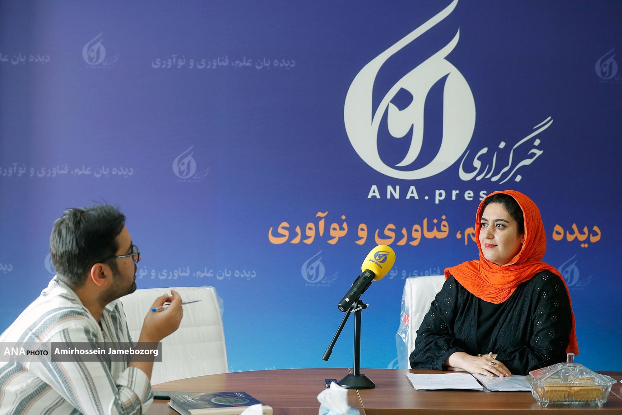 غذا‌های یزدی را از دل تاریخ به سفره‌ها آوردم/ تنوع غذایی یک امتیاز فرهنگی برای ایرانیان است