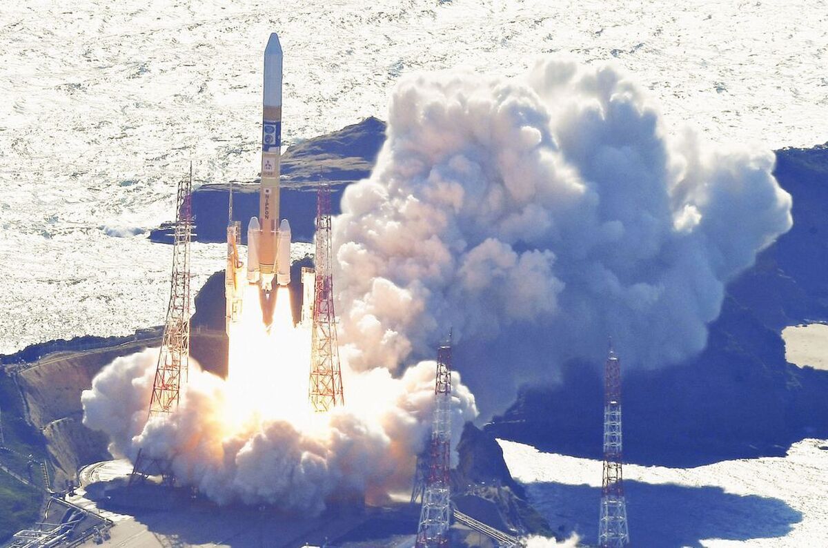 ژاپن «تک‌تیرانداز ماه» را با موفقیت به فضا پرتاب کرد