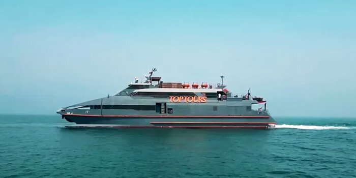 کشتی تفریحی 5 ستاره اوستا کیش کشتی تفریحی 5 ستاره اوستا کیش