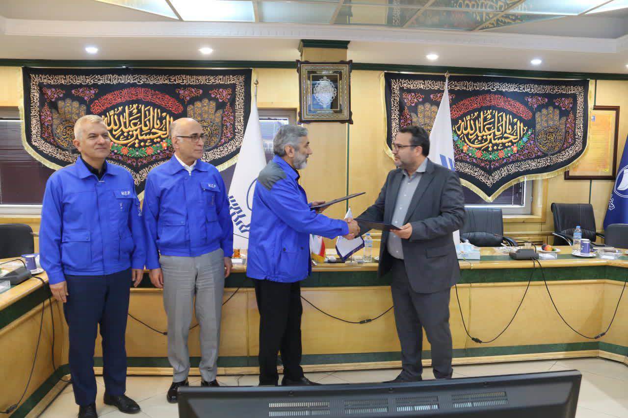 انعقاد تفاهم نامه همکاریهای مشترک دانشگاه آزاد اسلامی واحد تهران غرب با شرکت مهرکام پارس انعقاد تفاهم نامه همکاریهای مشترک دانشگاه آزاد اسلامی واحد تهران غرب با شرکت مهرکام پارس