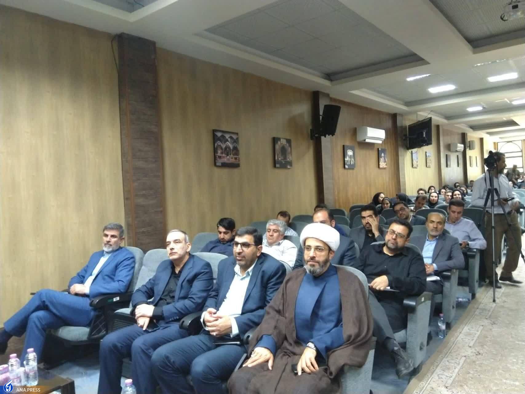 علل اصلی دشمنی استکبار با انقلاب اسلامی چیست؟