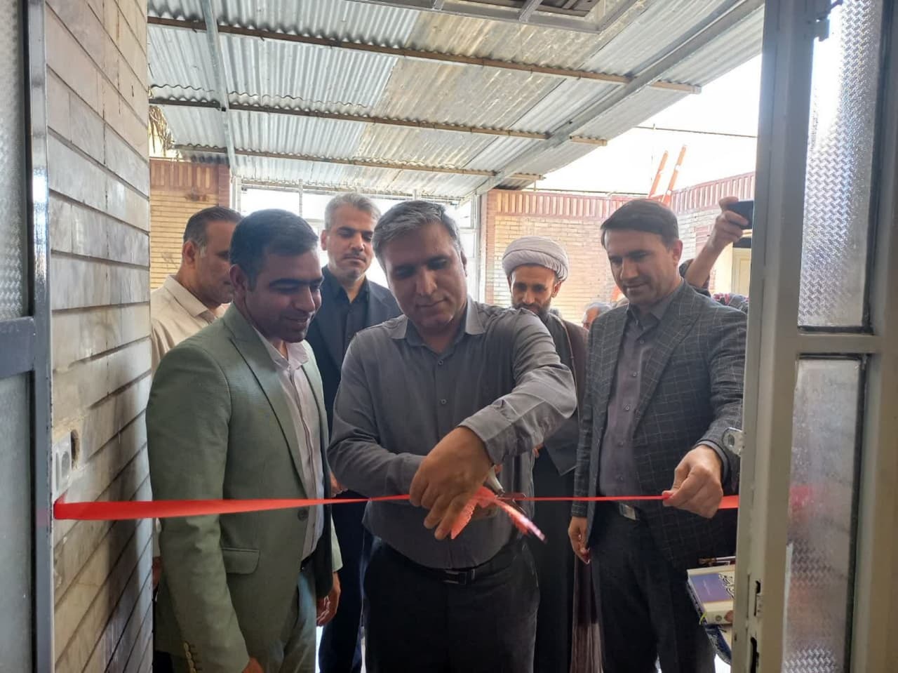 دانشگاه آزاد اسلامی امیدیه در مسیر کسب درآمدهای غیرشهریهای حرکت میکند دانشگاه آزاد اسلامی امیدیه در مسیر کسب درآمدهای غیرشهریهای حرکت میکند