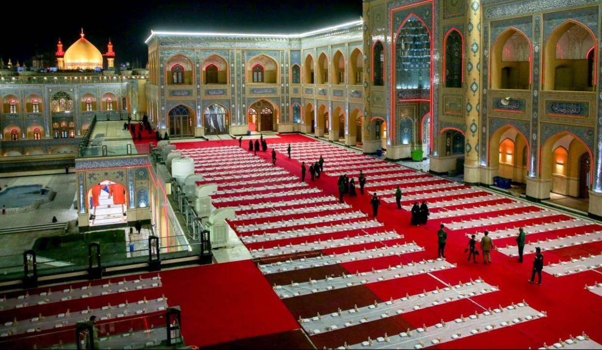 سفره اطعام خانه پدری برای عزاداران ۲۸ صفر +عکس