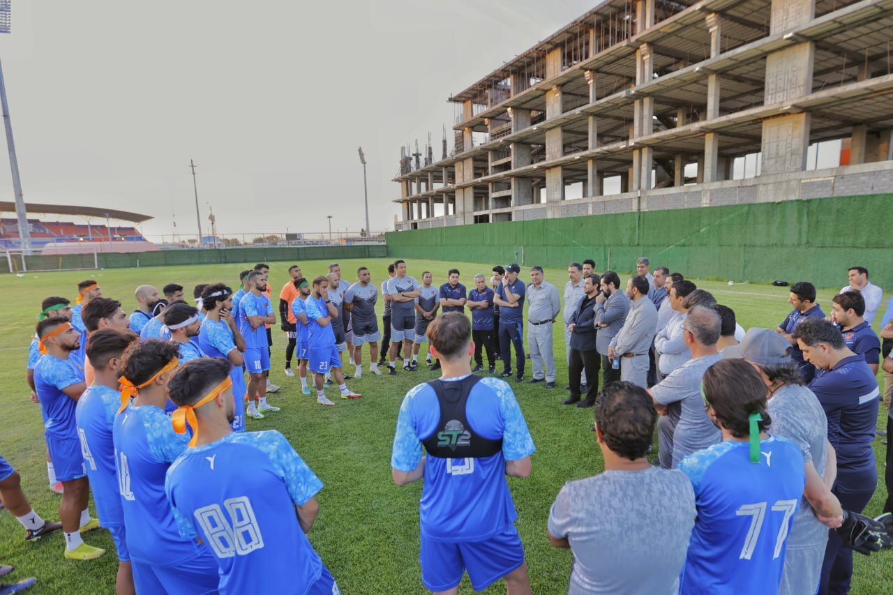 ماجرای خلف وعده مسئول شرکت ملی مس به شاگردان الهامی/اکبر محمدی به کمک مس رفسنجان میآید؟ ماجرای خلف وعده مسئول شرکت ملی مس به شاگردان الهامی/اکبر محمدی به کمک مس رفسنجان میآید؟