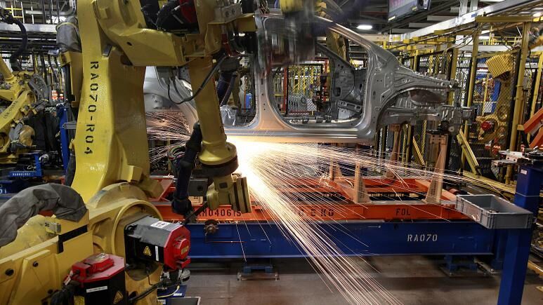 باید مشکل سرمایهگذاری در نوآوری حل شود خودروسازی