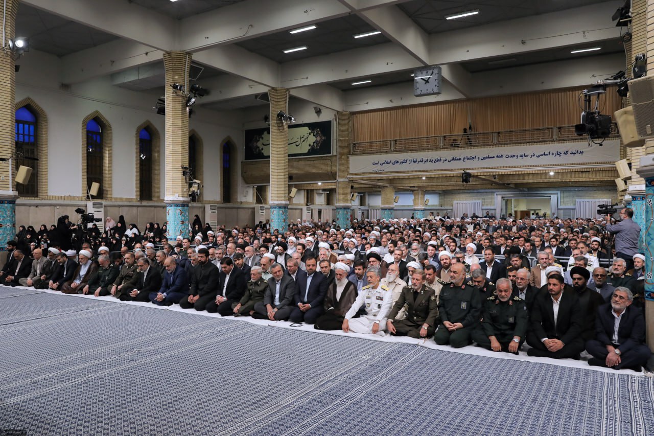 رهبر انقلاب: قمار عادی‌سازی روابط با رژیم صهیونیستی محکوم به باخت است