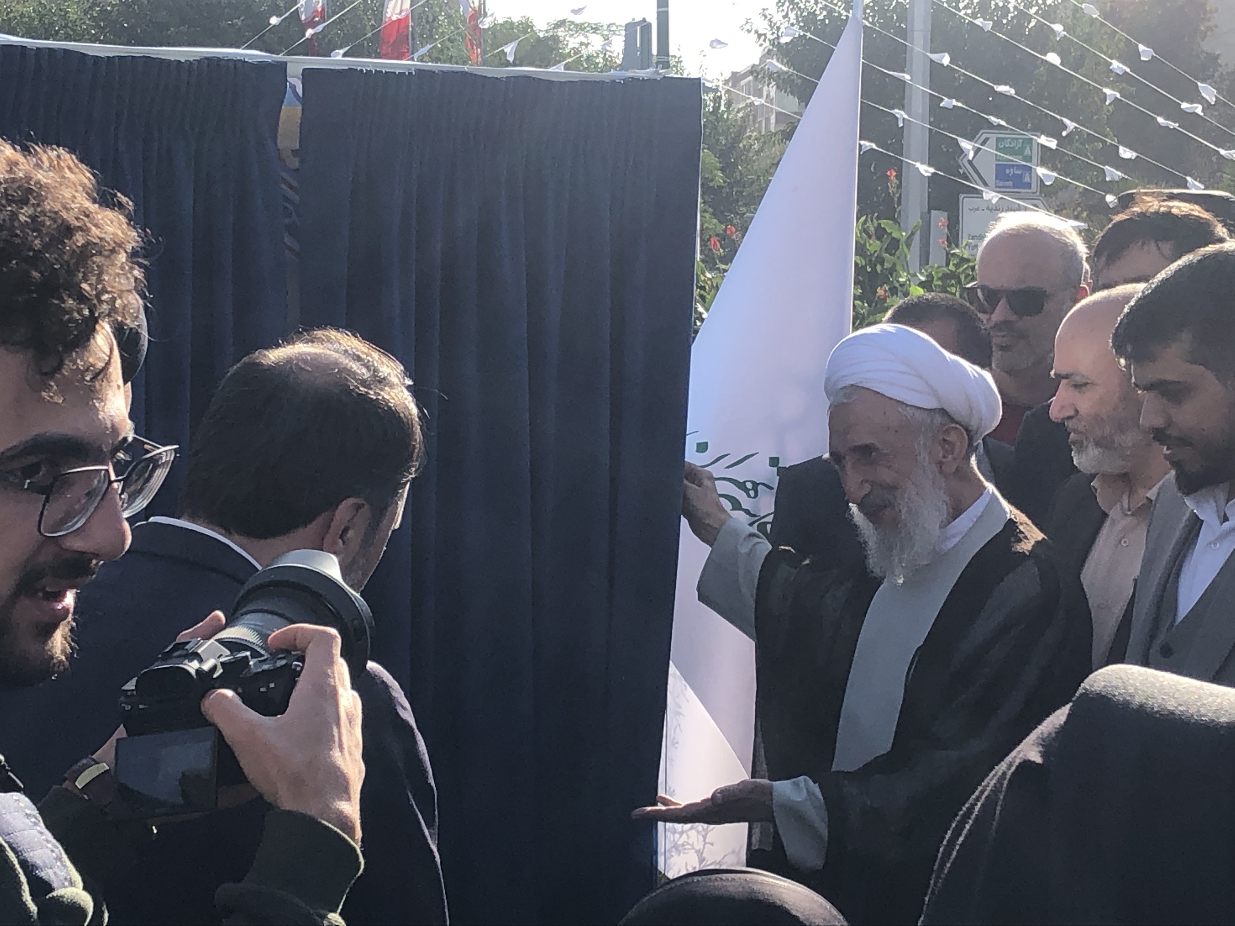 تندیس علامه امینی در میدان الغدیر رونمایی شد تندیس علامه امینی در میدان الغدیر رونمایی شد