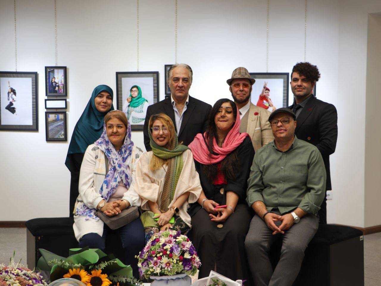 به دنبال اصلاح نگاه جامعه به قربانیان اسیدپاشی هستیم/ وقتی «امید درسایه» با عکس معنا می‌شود