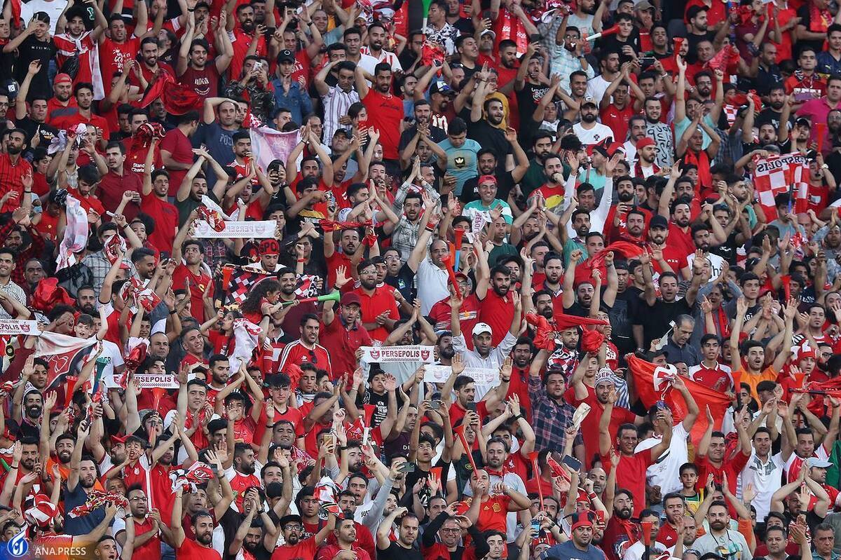 مرور اتفاقات آخرین دیدار پرسپولیس و گلگهر| از ژست بیرانوند تا حضور سرمربی والیبال و شادی جالب گلمحمدی مرور اتفاقات آخرین دیدار پرسپولیس و گلگهر| از ژست بیرانوند تا حضور سرمربی والیبال و شادی جالب گلمحمدی