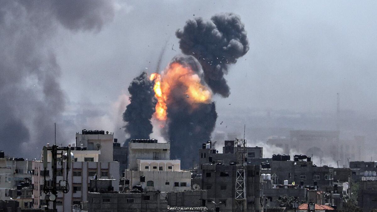 نفوذ نیرو‌های حماس به جنوب فلسطین اشغالی  رژیم صهیونیستی غزه را بمباران کرد