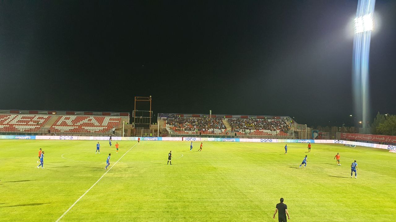 تصاویر هواداران استقلال در دیدار با مس رفسنجان تصاویر هواداران استقلال در دیدار با مس رفسنجان