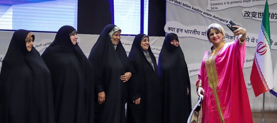 قدرت بانوان از خانواده به جامعه تزریق میشود؛ زنان ایرانی در عرصه آکادمیک میدرخشند+ فیلم قدرت بانوان از خانواده به جامعه تزریق میشود؛ زنان ایرانی در عرصه آکادمیک میدرخشند+ فیلم