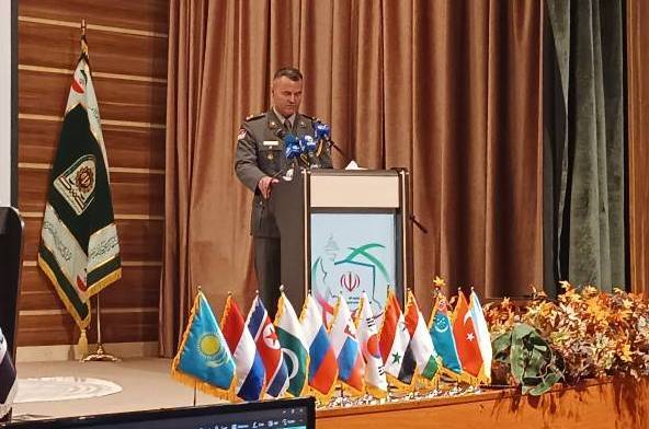 تعامل علمی با کشورهای دوست از برنامههای دانشگاههای انتظامی ایران است تعامل علمی با کشورهای دوست از برنامههای دانشگاههای انتظامی ایران است