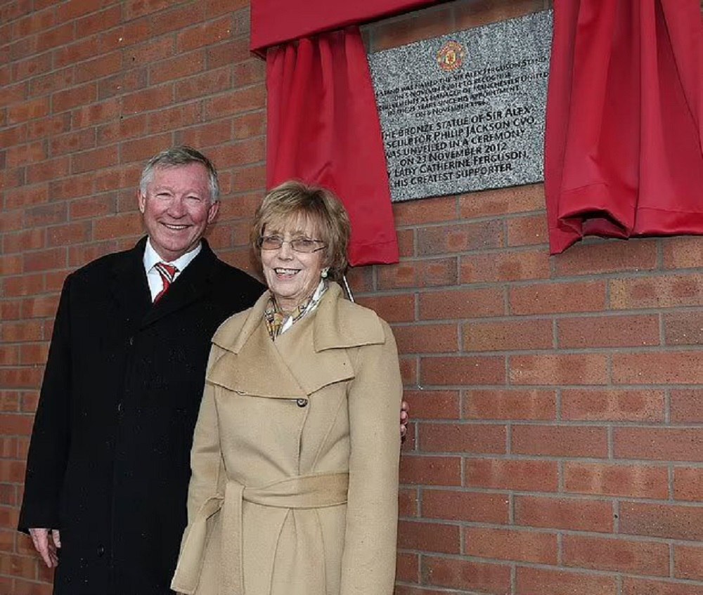 «سرآلکس» از یک کارگر ساده تا مطرحترین کوچ جهان، چگونه قلب فرگوسن، موفقترین مربی انگلیس به درد آمد؟ «سرآلکس» از یک کارگر ساده تا مطرحترین کوچ جهان، چگونه قلب فرگوسن، موفقترین مربی انگلیس به درد آمد؟