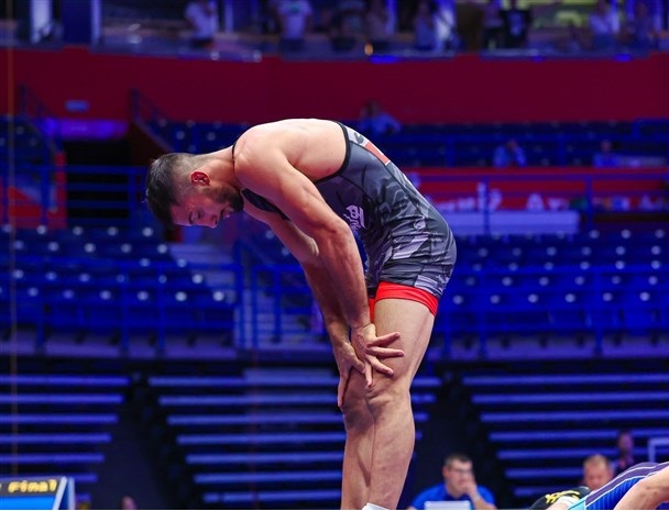 روایتی تازه از ساعت‌های سختِ قهرمان کشتی المپیک؛ ۳ ساعت در سونا برای رسیدن به برنز جهانی بلگراد