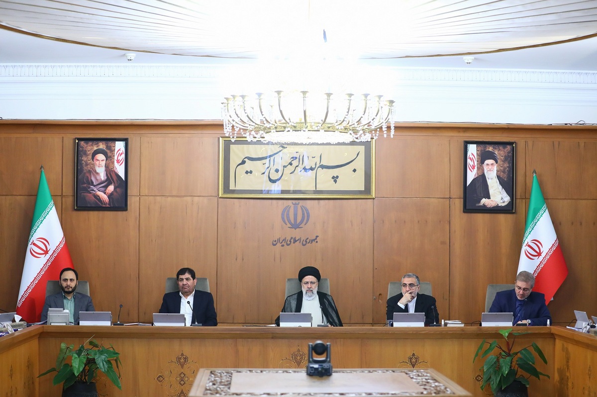 وزیر ارتباطات: قرارداد فاز نخست ایجاد منظومه فضایی ایران منعقد شد