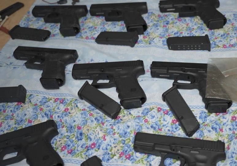 خنثی سازی 30 انفجار همزمان در تهران و بازداشت 28 تروریست توسط سربازان گمنام امام زمان (عج)