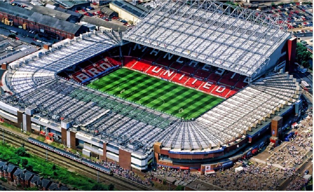 آژیر قرمز در الدترافورد به خاطر اعمال سیاستی اشتباه؛ منچستریونایتد چرا در دوران «پسافرگوسن» ضرر مالی میدهد؟ آژیر قرمز در الدترافورد به خاطر اعمال سیاستی اشتباه؛ منچستریونایتد چرا در دوران «پسافرگوسن» ضرر مالی میدهد؟