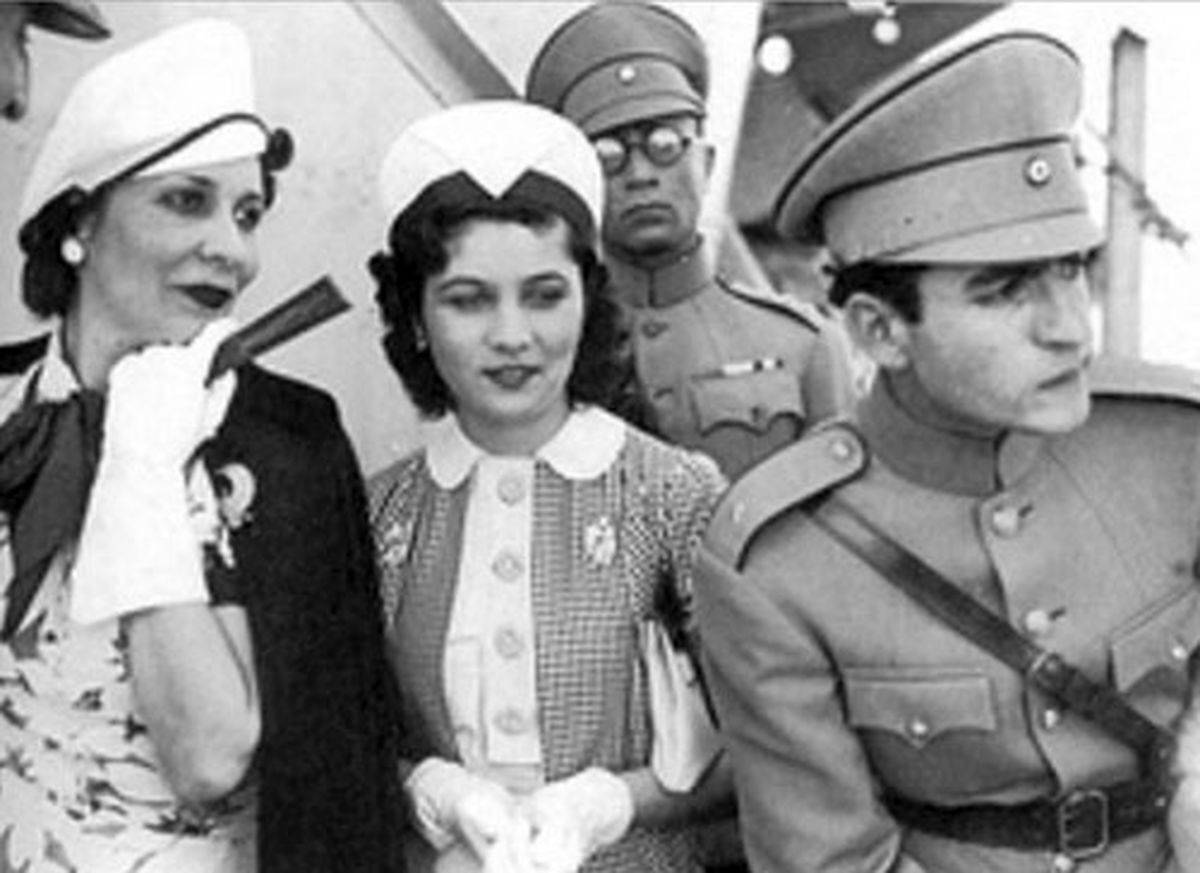 باید تاریخ را بیطرفانه روایت کرد؛ صداوسیما گفت یا کار را به ما بدهید، یا از آرشیو استفاده نکنید! باید تاریخ را بیطرفانه روایت کرد؛ صداوسیما گفت یا کار را به ما بدهید، یا از آرشیو استفاده نکنید!