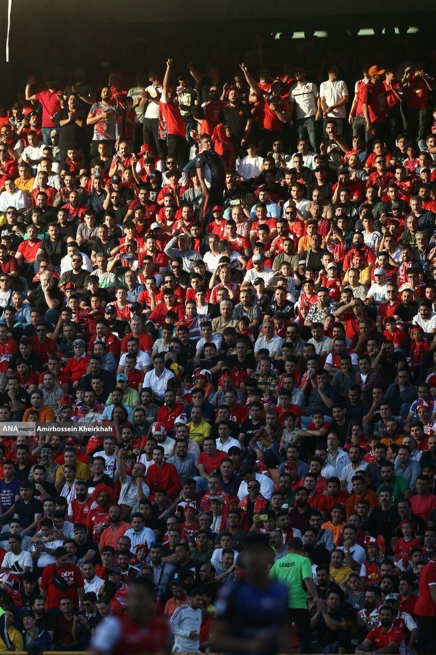 مرور اتفاقات آخرین بازی پیکان - پرسپولیس| از جنجال بیسابقه انتخاب ورزشگاه تا اعتراض خودروسازان به پنالتی مشکوک مرور اتفاقات آخرین بازی پیکان - پرسپولیس| از جنجال بیسابقه انتخاب ورزشگاه تا اعتراض خودروسازان به پنالتی مشکوک