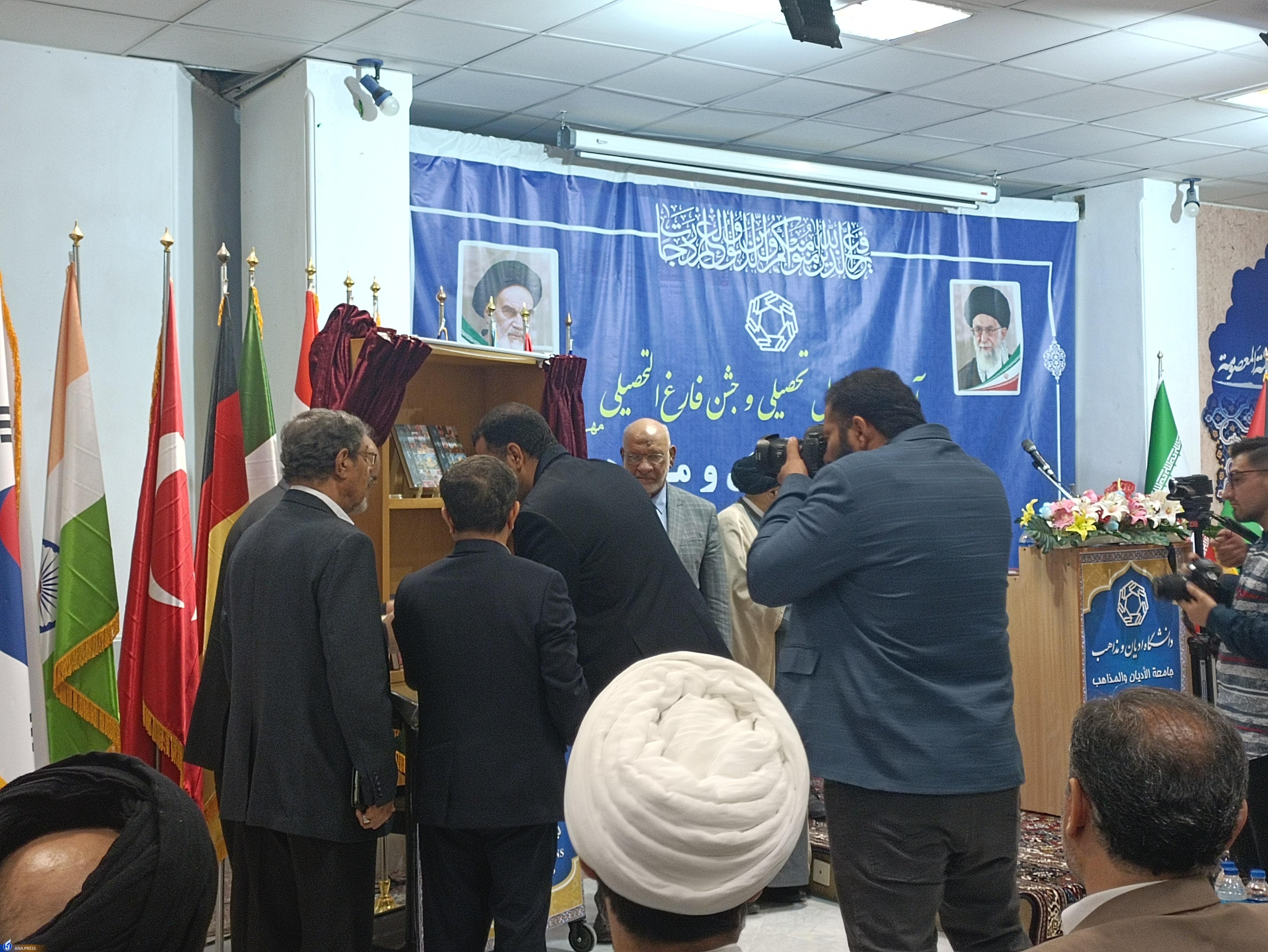 روایت علیاکبر صالحی از اردوگاههای فلسطینی در لبنان/ جهانیان از جنایت صهیونیستها گلهمند هستند روایت علیاکبر صالحی از اردوگاههای فلسطینی در لبنان/ جهانیان از جنایت صهیونیستها گلهمند هستند