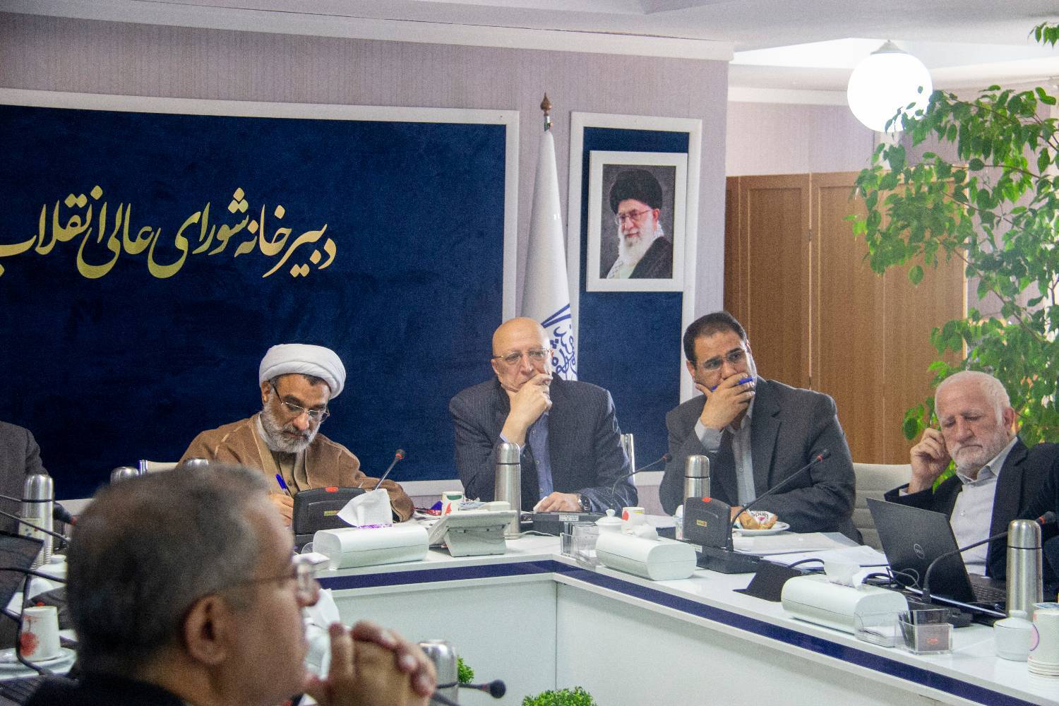 پیگیری مطالبه رهبر معظم انقلاب برای تغییر ملاک ارتقاء اعضای هیئت علمی در حل مسائل کشور پیگیری مطالبه رهبر معظم انقلاب برای تغییر ملاک ارتقاء اعضای هیئت علمی در حل مسائل کشور