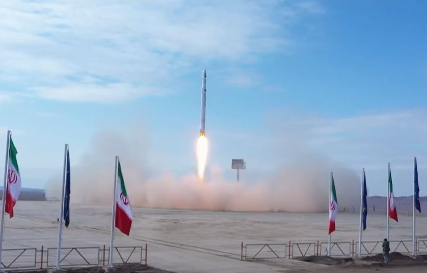 قادر به پرتاب ماهوارههای دولت و دانشگاهی هستیم / قصد داریم منظومهای از ماهوارههای ایرانی در مدار قرار دهیم + عکس و فیلم قادر به پرتاب ماهوارههای دولت و دانشگاهی هستیم / قصد داریم منظومهای از ماهوارههای ایرانی در مدار قرار دهیم + عکس و فیلم