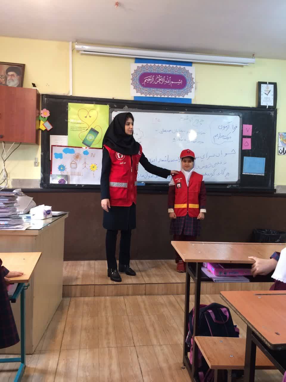 گفتگوی خواندنی با بانوی آتشنشان ایرانی+ تصاویر گفتگوی خواندنی با بانوی آتشنشان ایرانی+ تصاویر