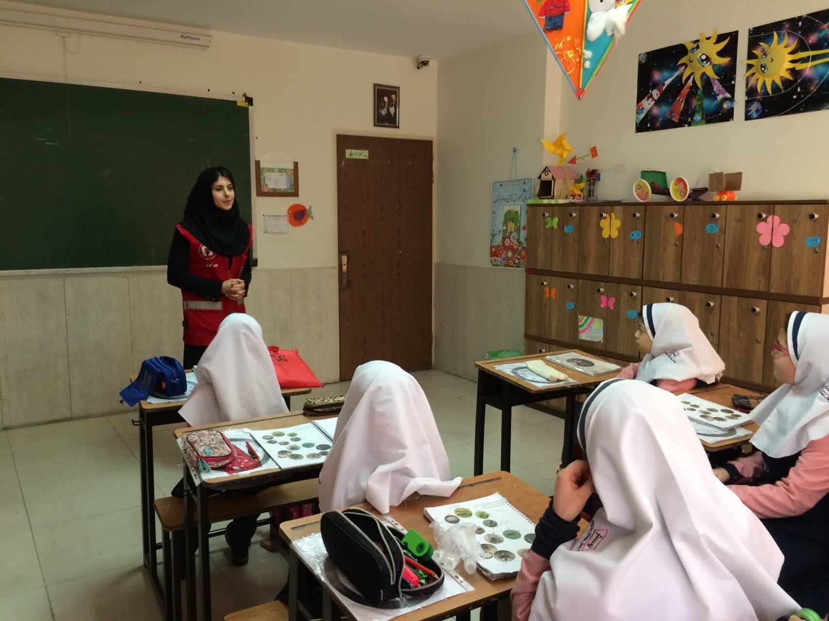 گفتگوی خواندنی با بانوی آتشنشان ایرانی+ تصاویر گفتگوی خواندنی با بانوی آتشنشان ایرانی+ تصاویر