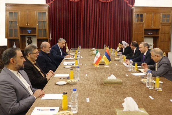 احمدیان: هرگونه تغییر در ژئوپلیتیک منطقه، ناامنکننده و موجب بیثباتی و تصاعد بحران است احمدیان: هرگونه تغییر در ژئوپلیتیک منطقه، ناامنکننده و موجب بیثباتی و تصاعد بحران است