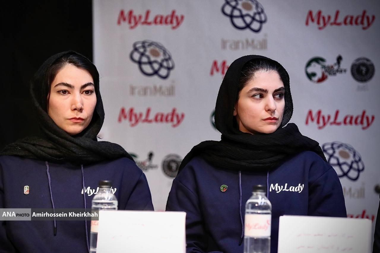 گزارش تصویری از نشست کادرفنی و کاپیتان تیم ملی بانوان هاکی روی یخ گزارش تصویری از نشست کادرفنی و کاپیتان تیم ملی بانوان هاکی روی یخ