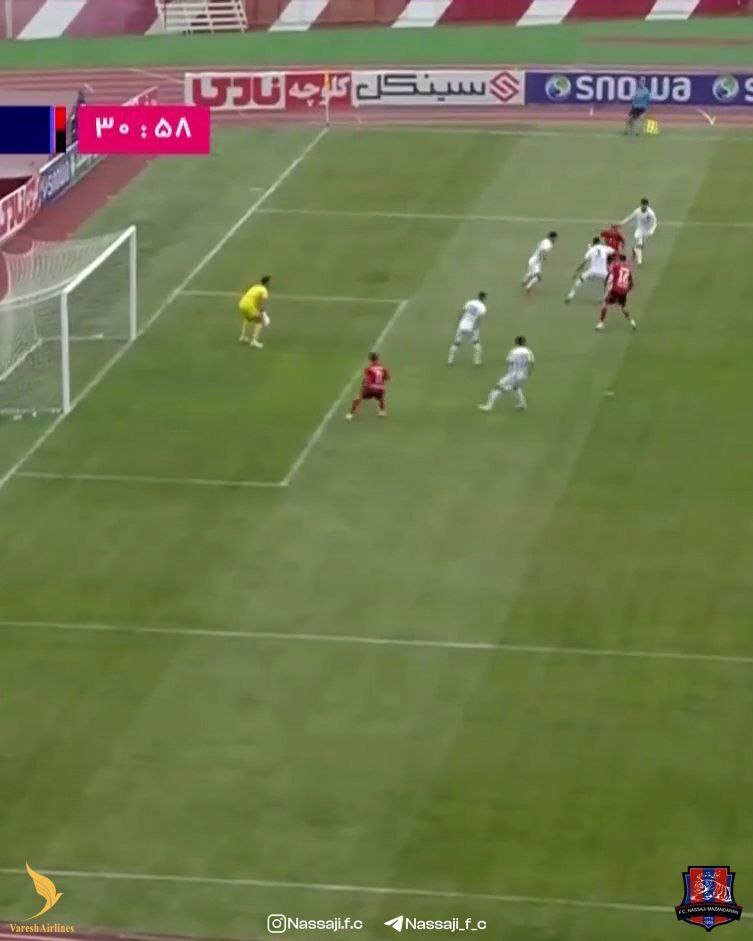 کارشناس داوری: گل تراکتور در شرایط آفساید وارد دروازه نساجی شد کارشناس داوری: گل تراکتور در شرایط آفساید وارد دروازه نساجی شد