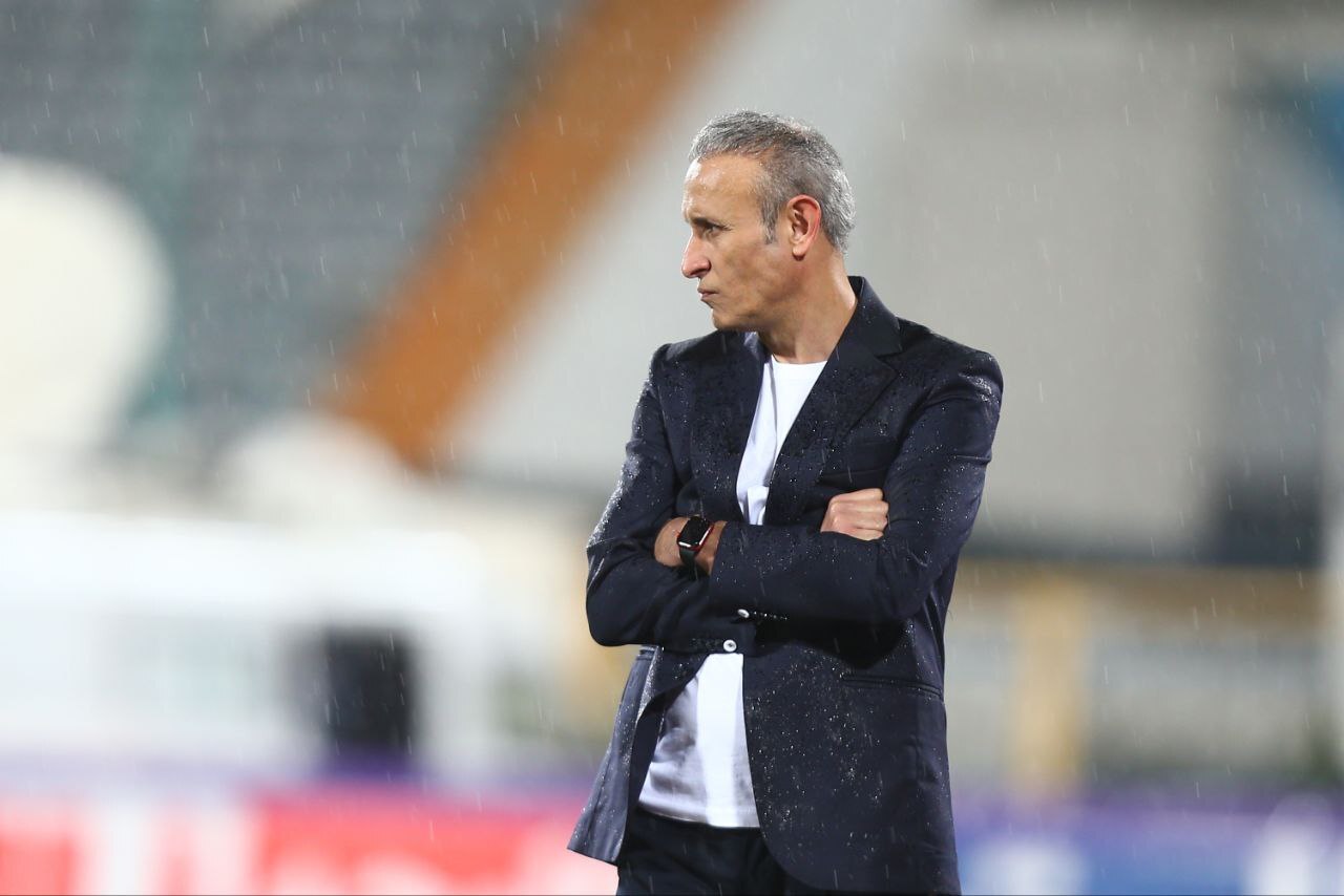 تصاویری جالب از بازیهای استقلال و پرسپولیس با شمس آذر و صنعت نفت تصاویری جالب از بازیهای استقلال و پرسپولیس با شمس آذر و صنعت نفت