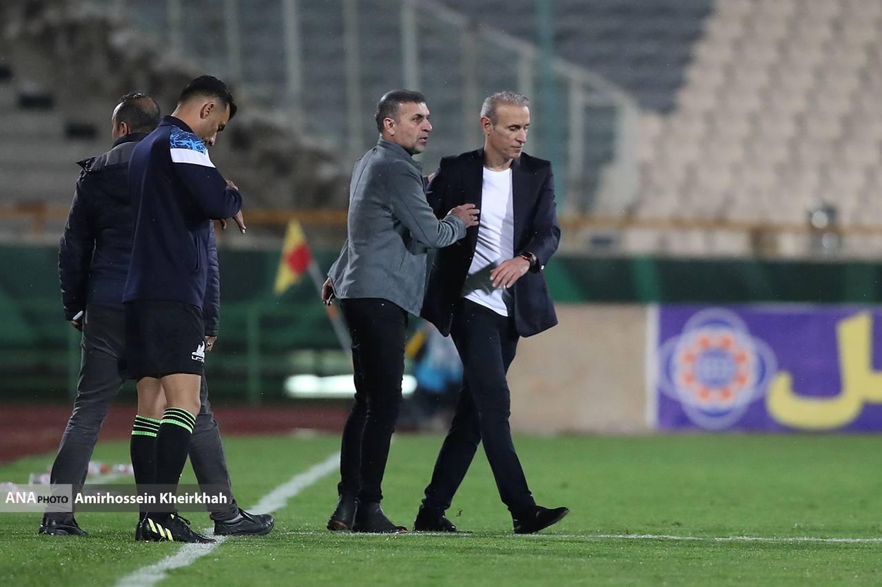 تصاویری جالب از بازیهای استقلال و پرسپولیس با شمس آذر و صنعت نفت تصاویری جالب از بازیهای استقلال و پرسپولیس با شمس آذر و صنعت نفت