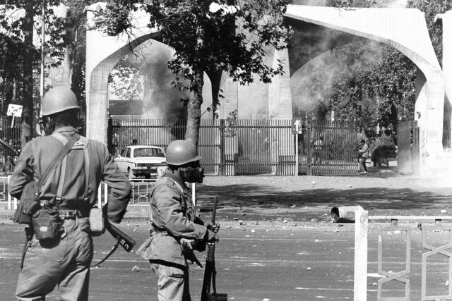 این سه اتفاق 13 آبان را در ایران خاص کرد این سه اتفاق 13 آبان را در ایران خاص کرد