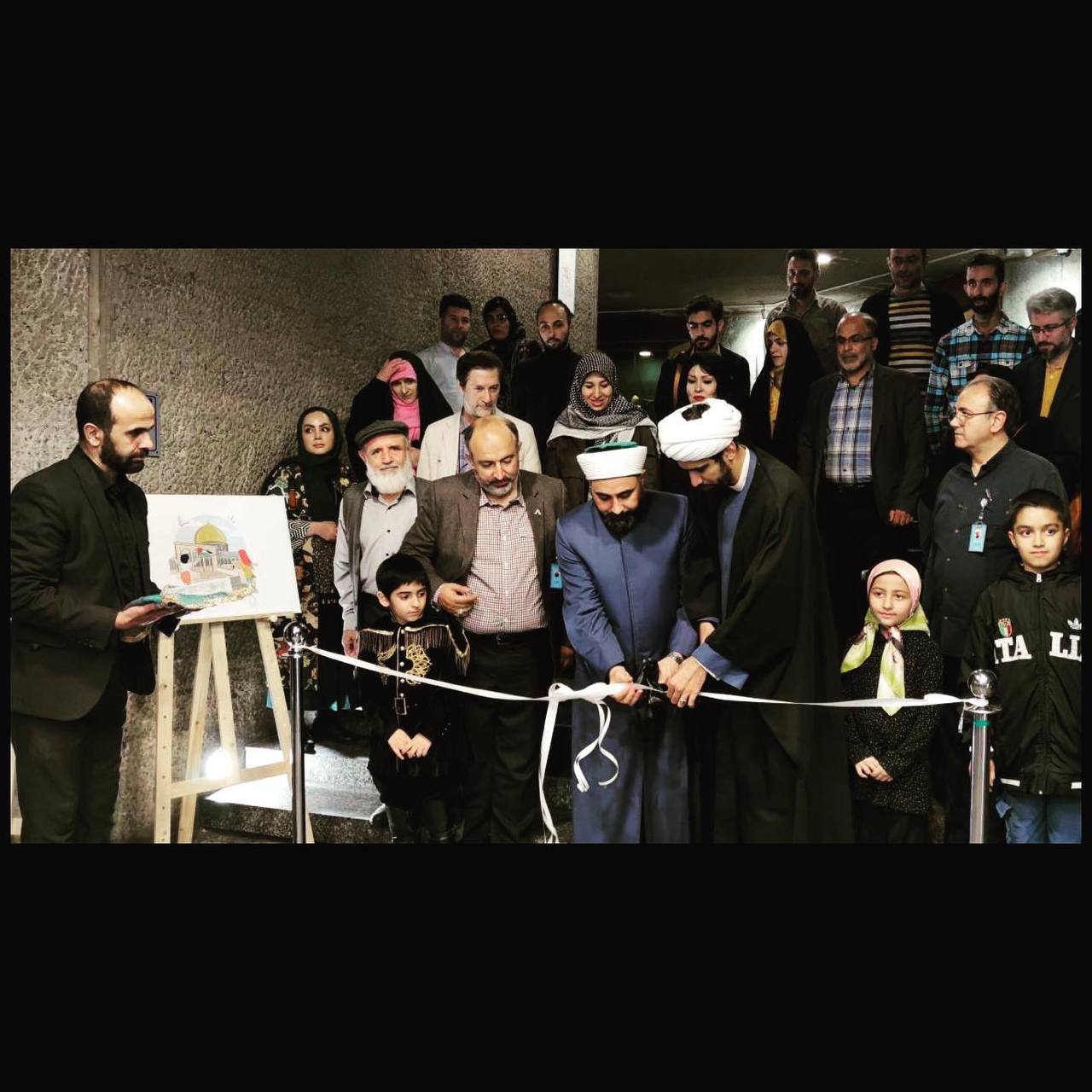 رویداد هنری «کودکان در آتش اسرائیل» در برج آزادی افتتاح شد