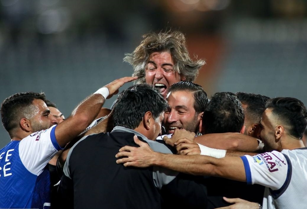 بماند///مرور اتفاقات آخرین دیدار استقلال و تراکتور|