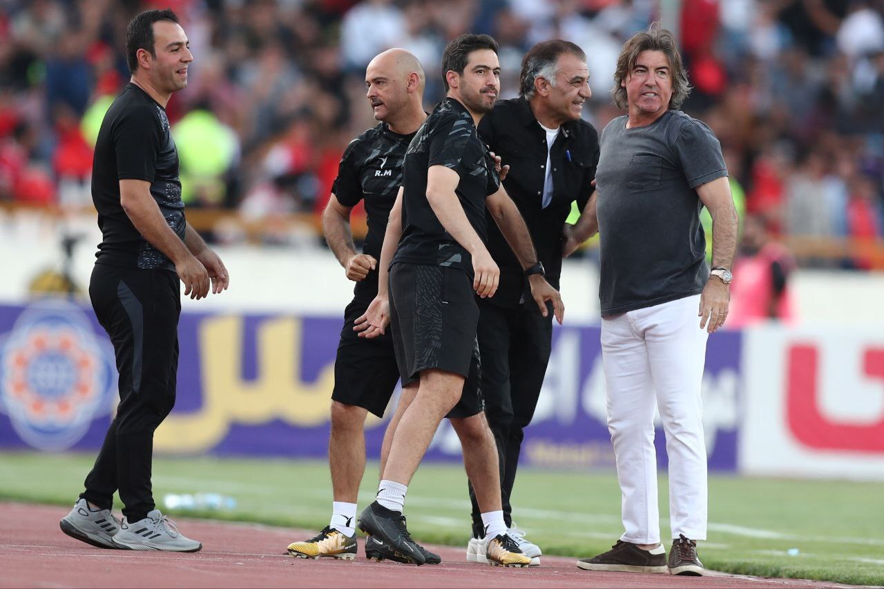 بماند///مرور اتفاقات آخرین دیدار استقلال و تراکتور|