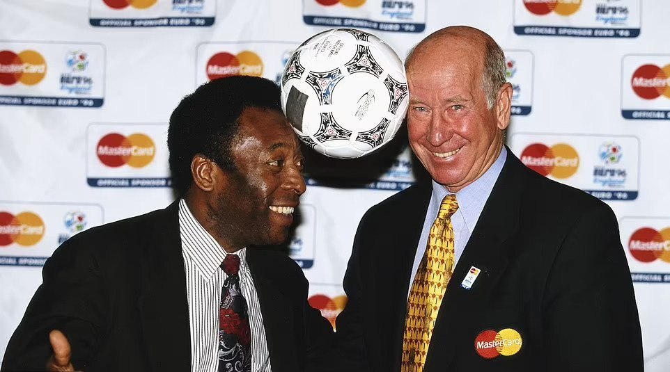 «سربابی» متفاوت با پله، مارادونا، مسی و رونالدو؛ چارلتون اسطورهای فراتر از فوتبال و نماد واقعی فروتنی و موفقیت «سربابی» متفاوت با پله، مارادونا، مسی و رونالدو؛ چارلتون اسطورهای فراتر از فوتبال و نماد واقعی فروتنی و موفقیت